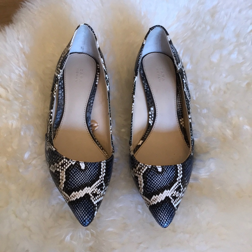 BIG SALE - Moving Overseas - Zara Heels